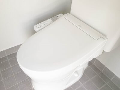 屋外ユニットトイレ “ZOW” | 常設ユニットトイレ