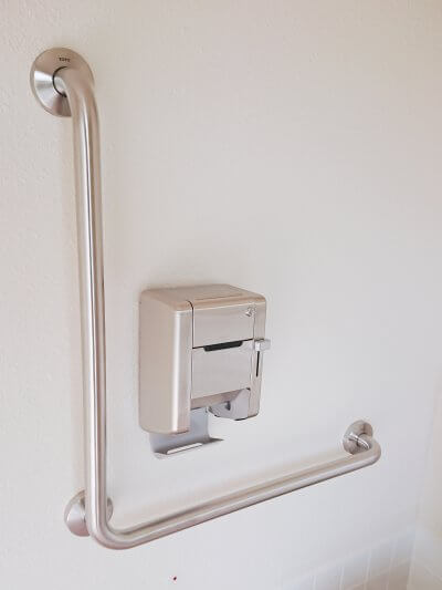 屋外ユニットトイレ “ZOW” | 常設ユニットトイレ