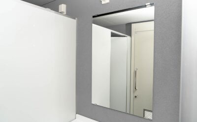 屋外ユニットトイレ “ZOW” | 常設ユニットトイレ